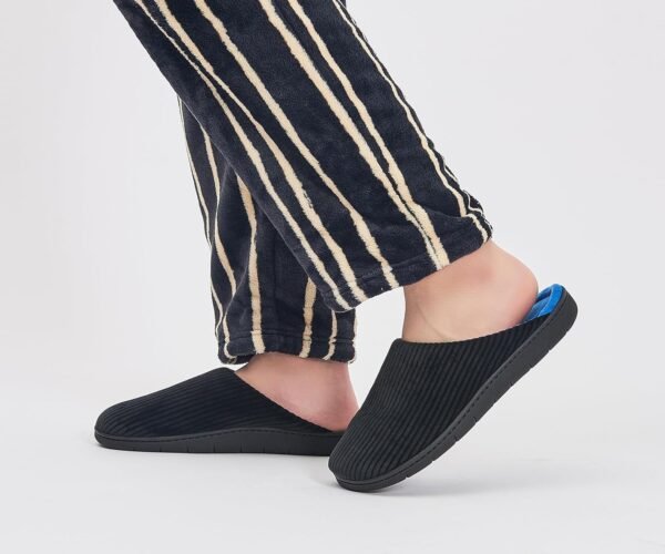 Men's Home Slippers: Features Arch Support, Two-Tone Memory Foam Design, Non-Slip and Suitable for Indoor/Outdoor Wear, Warm and Comfortable Winter Home Footwear